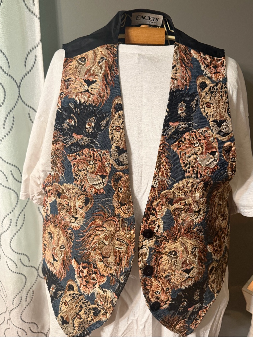 FACETS by Mirrors Vintage Tapestry Vest Big Cats Lion Leopard Panther M